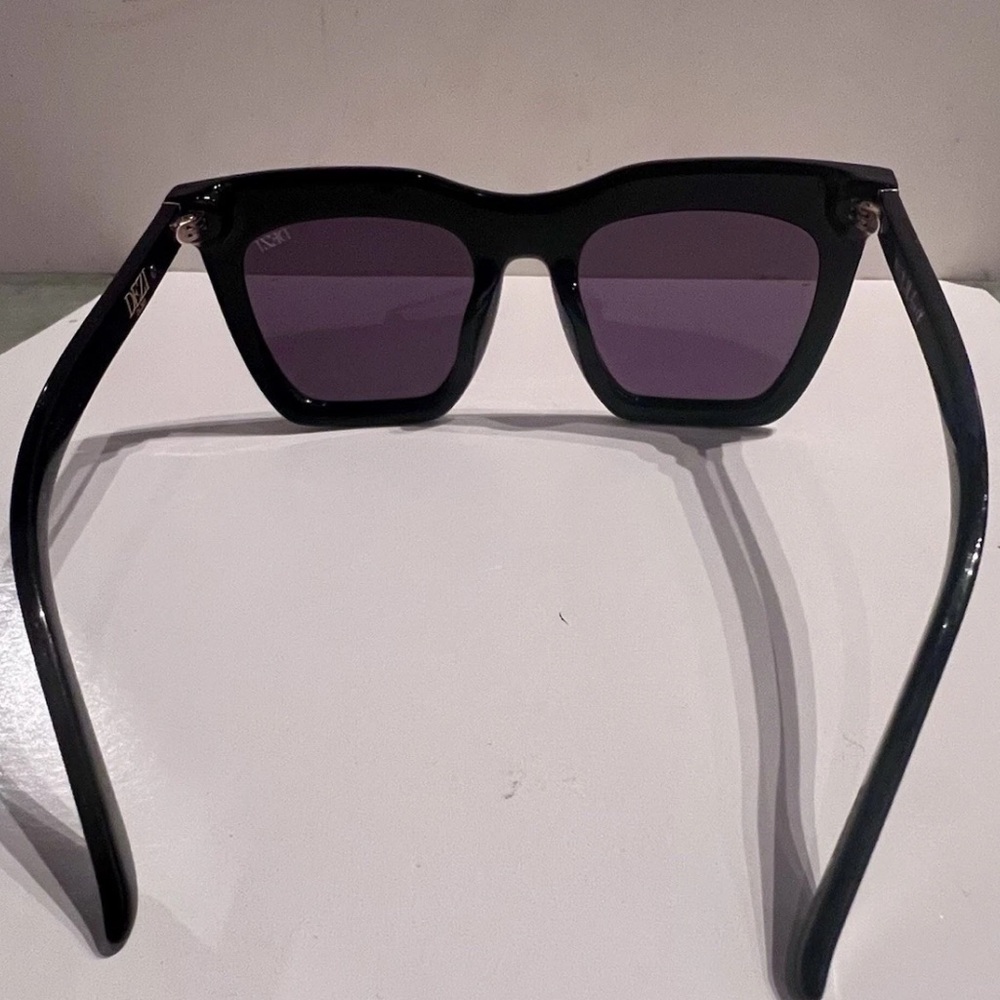 DEZI Fall Back Square Black Frame Sunglasses 53-23 Excellent Stored Condition - Picture 5 of 12